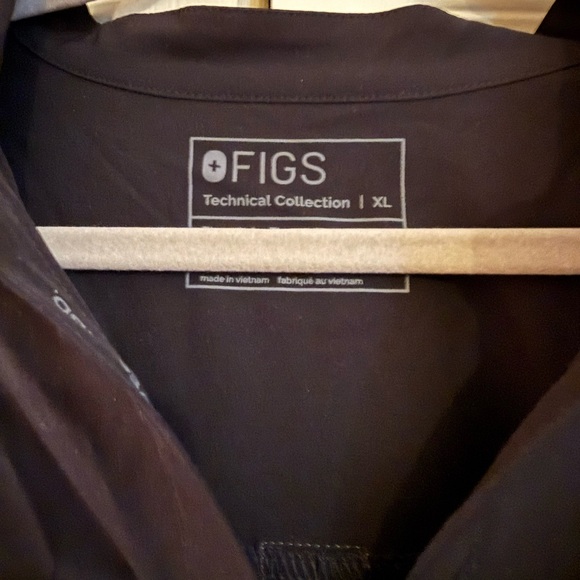 Figs Scrub Top - Picture 2 of 2
